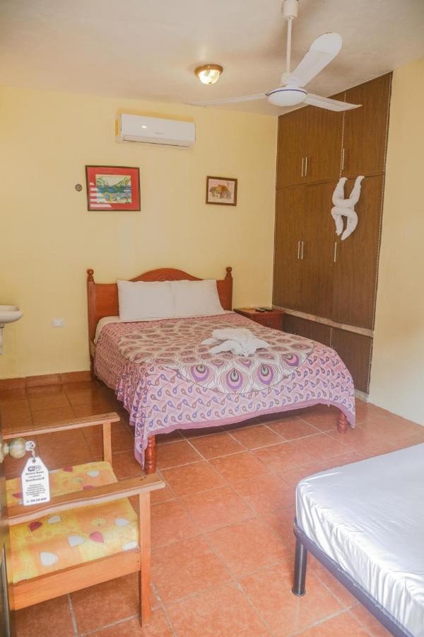 Navieros Rooms Bacalar Esterno foto