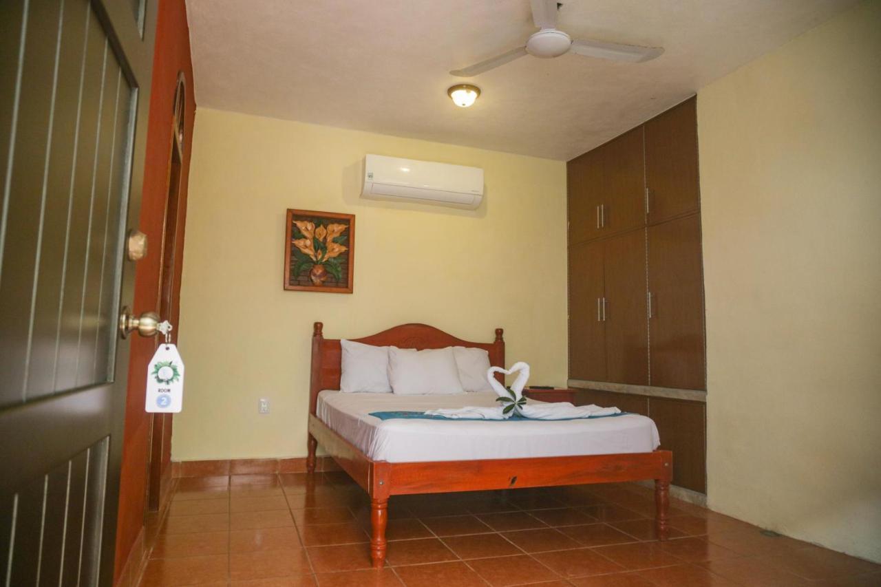 Navieros Rooms Bacalar Esterno foto