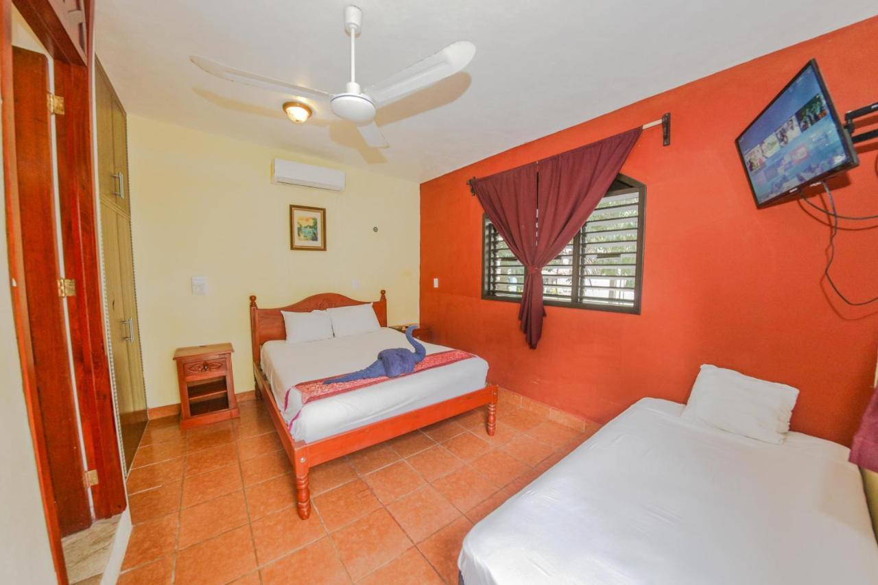 Navieros Rooms Bacalar Esterno foto
