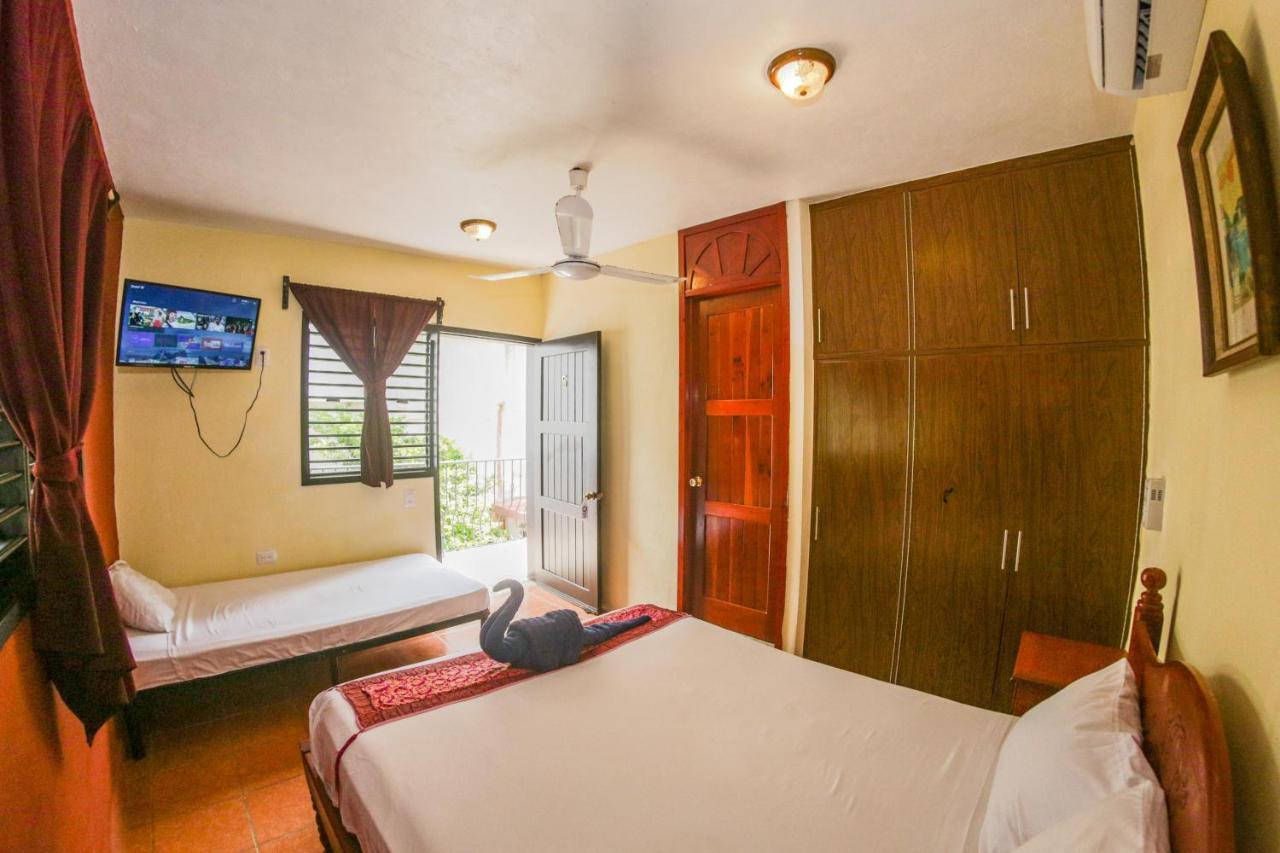 Navieros Rooms Bacalar Esterno foto