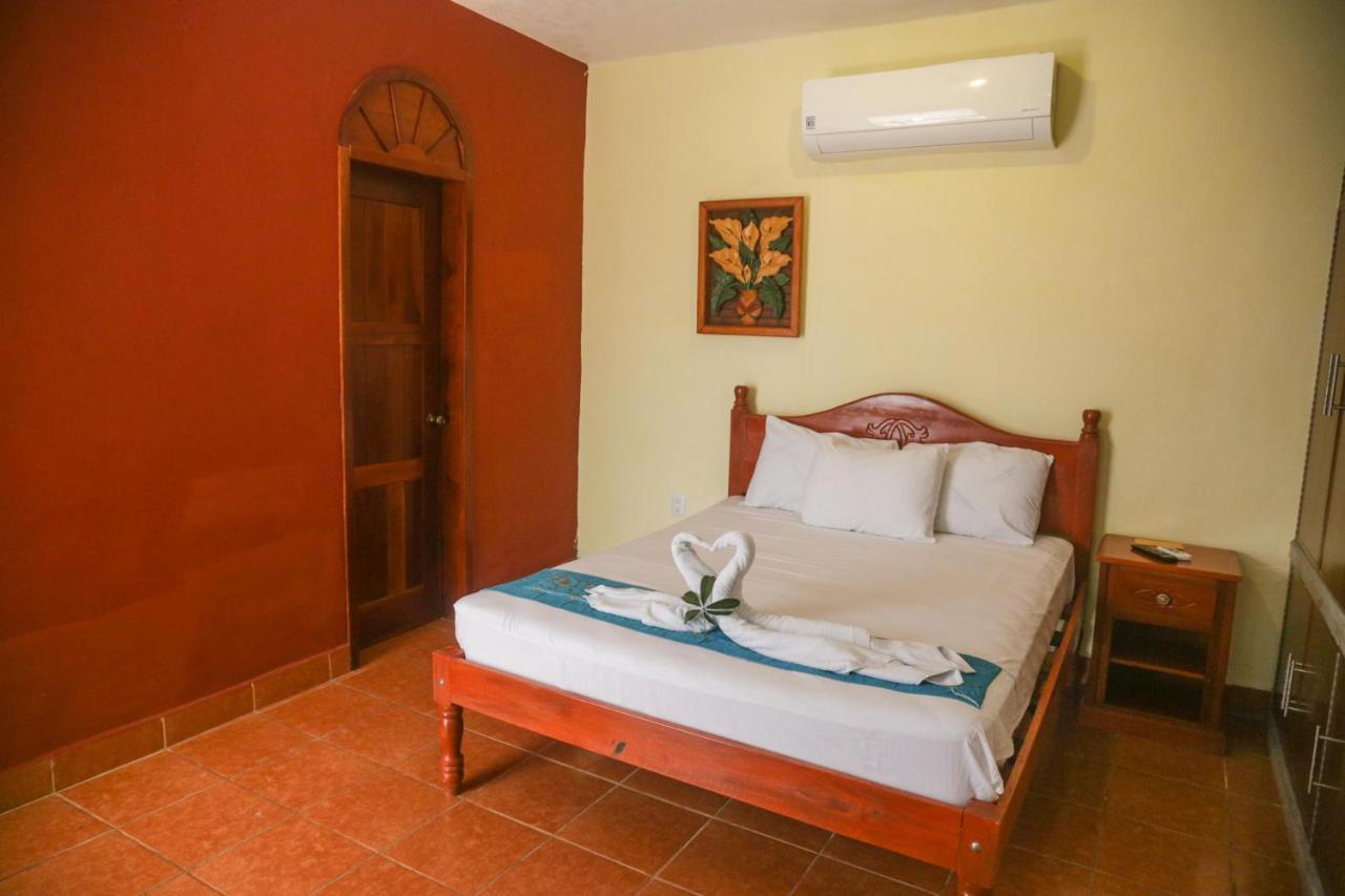 Navieros Rooms Bacalar Esterno foto