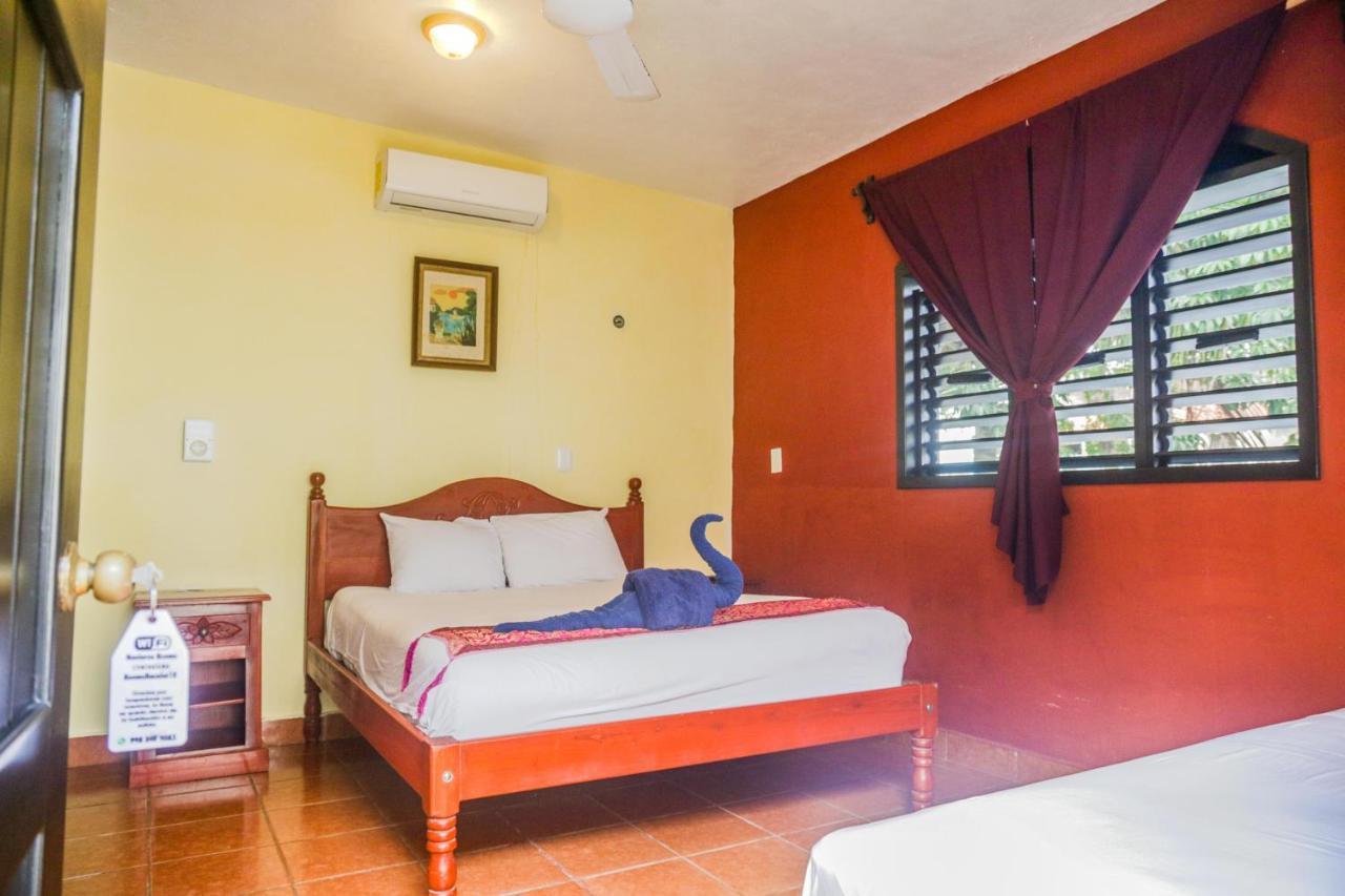 Navieros Rooms Bacalar Esterno foto