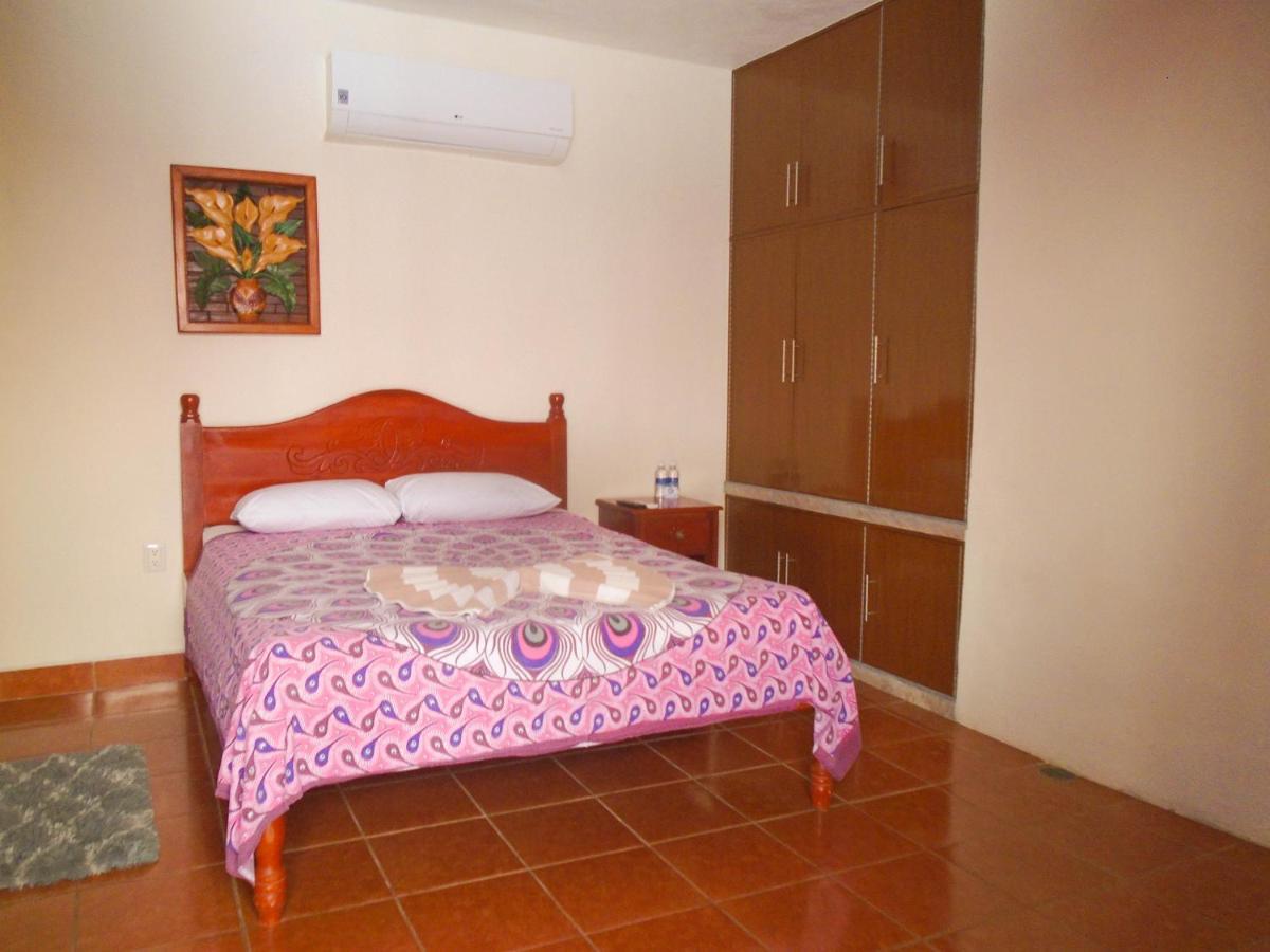 Navieros Rooms Bacalar Esterno foto
